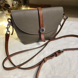 Dooney and Bourke Cambridge crossbody